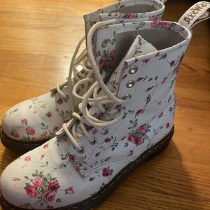 Doc Martens in Portland rose design . Size 8
